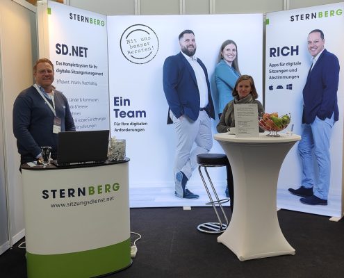 KommDigitale 2024: Messestand STERNBERG Software