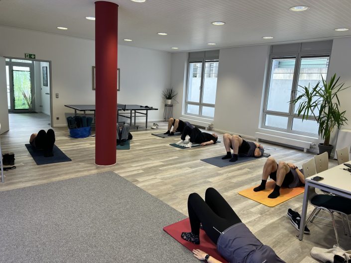 STERNBERG Rückenschule 2025 STERNBERG Rückenschule 2025